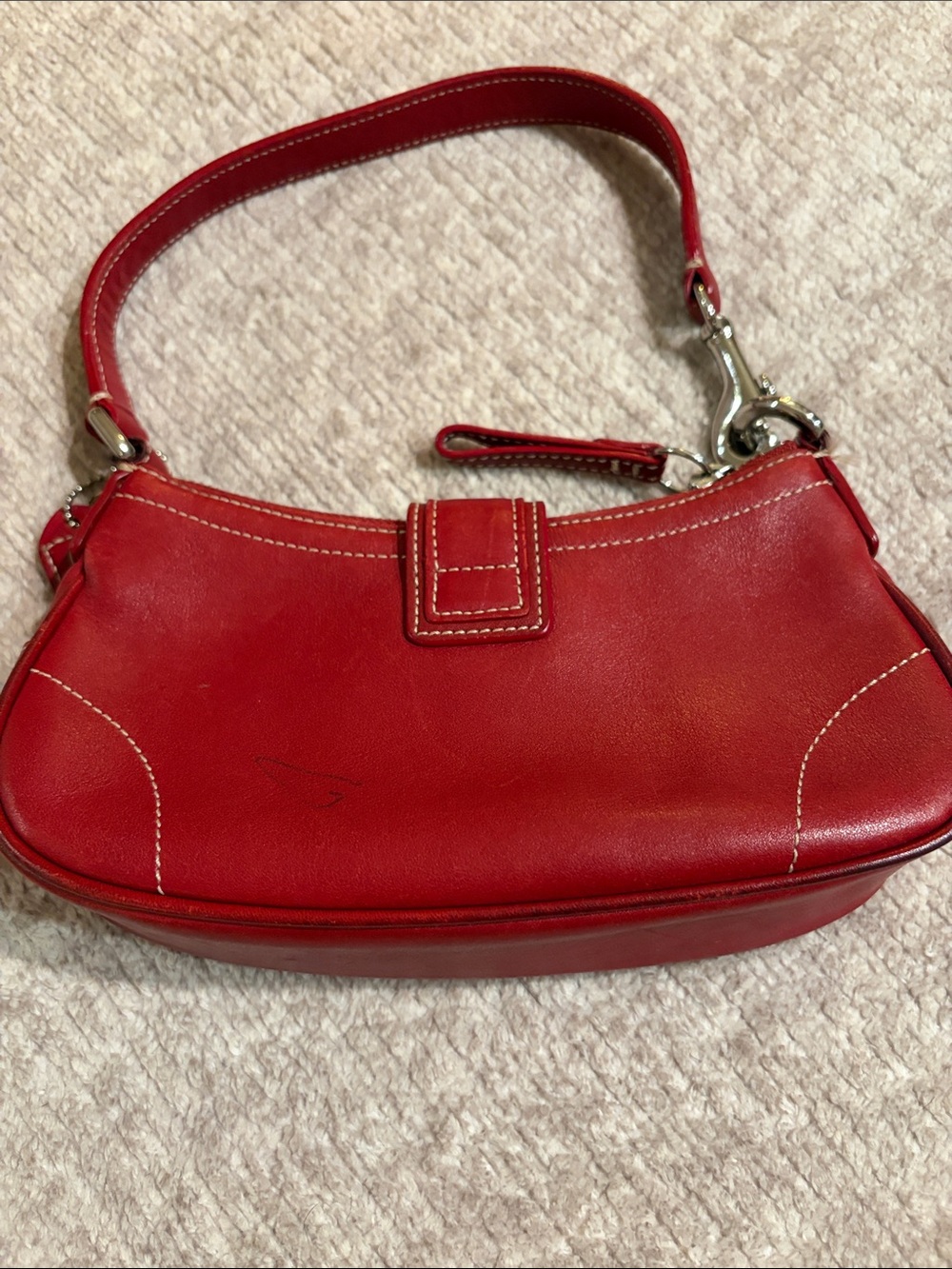 COACH Vintage Hampton Buckle Demi/Mini Bag Red Leather Very NICE! - Picture 6 of 10
